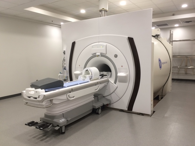 The 7.0T GE 950 MRI Scanner.