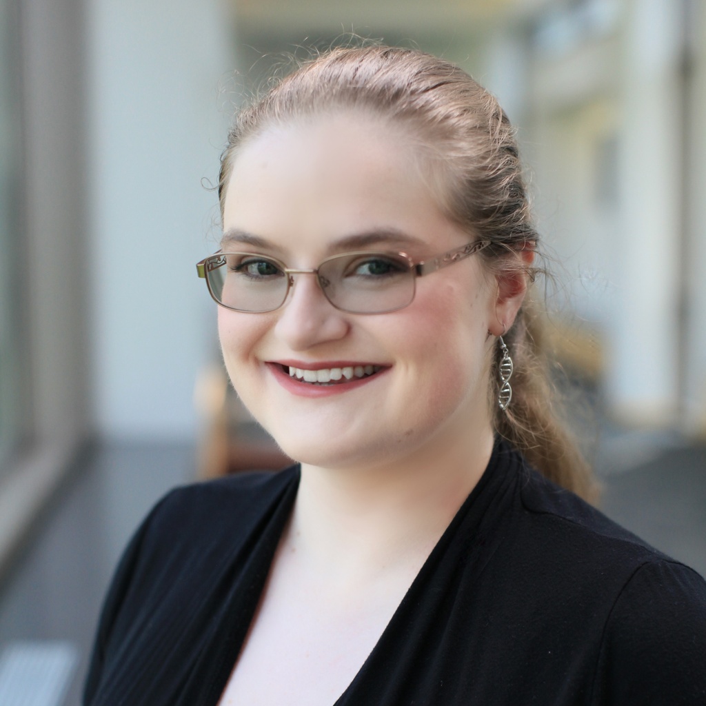 Gail Harmata, portrait